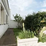 Villa White House - Con Jacuzzi E Posto Auto *