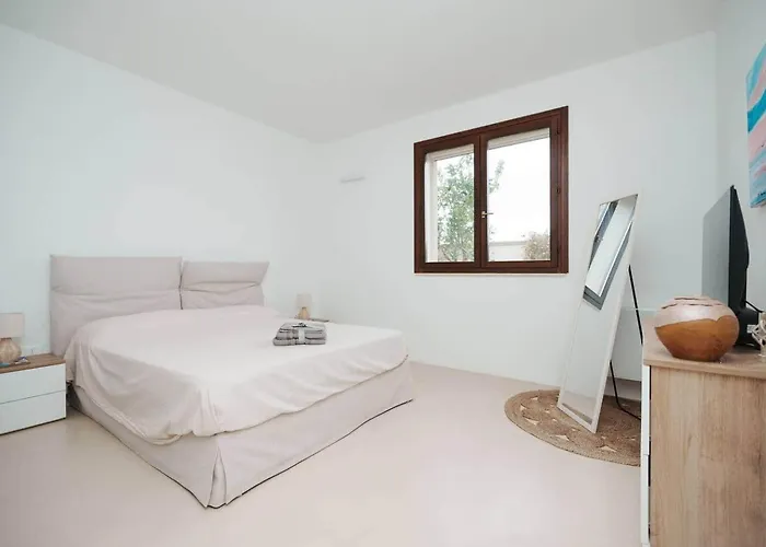 White House - Con Jacuzzi E Posto Auto Otranto