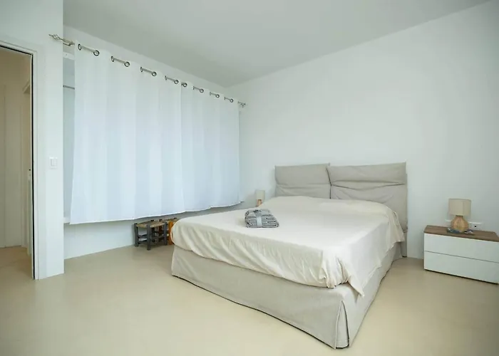 White House - Con Jacuzzi E Posto Auto Vila Otranto