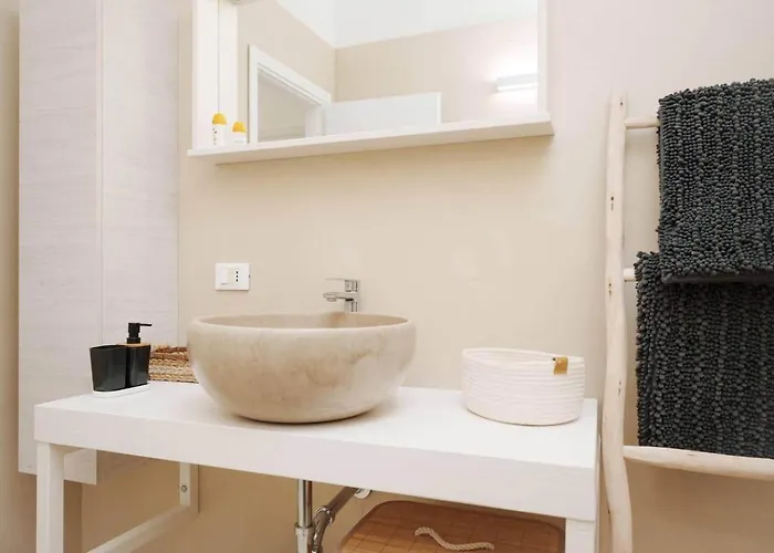 Vila White House - Con Jacuzzi E Posto Auto *