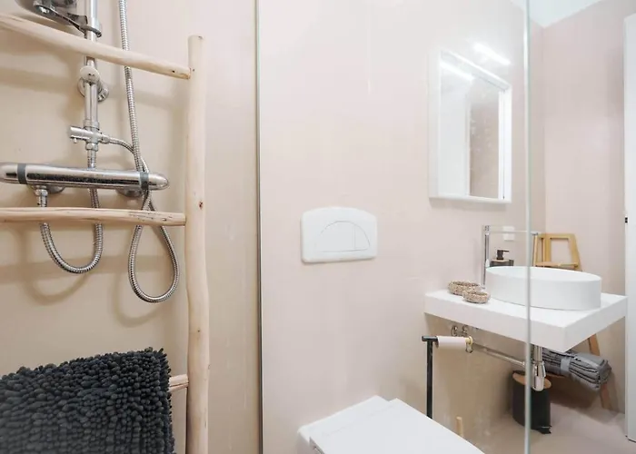 White House - Con Jacuzzi E Posto Auto Vila Otranto