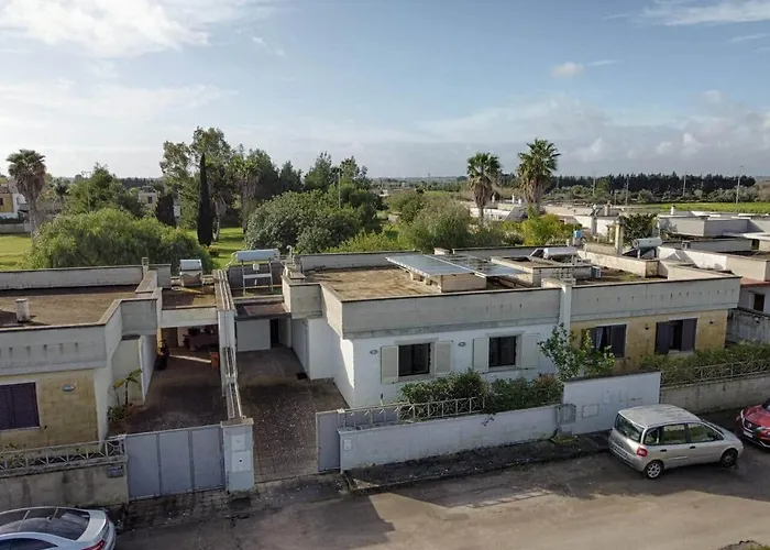 Vila White House - Con Jacuzzi E Posto Auto *